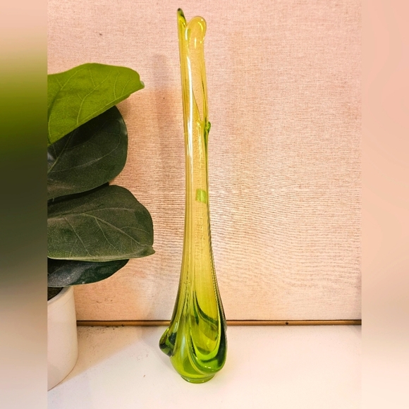 Viking Green Drape Swung Art Glass Vase - Picture 8 of 14